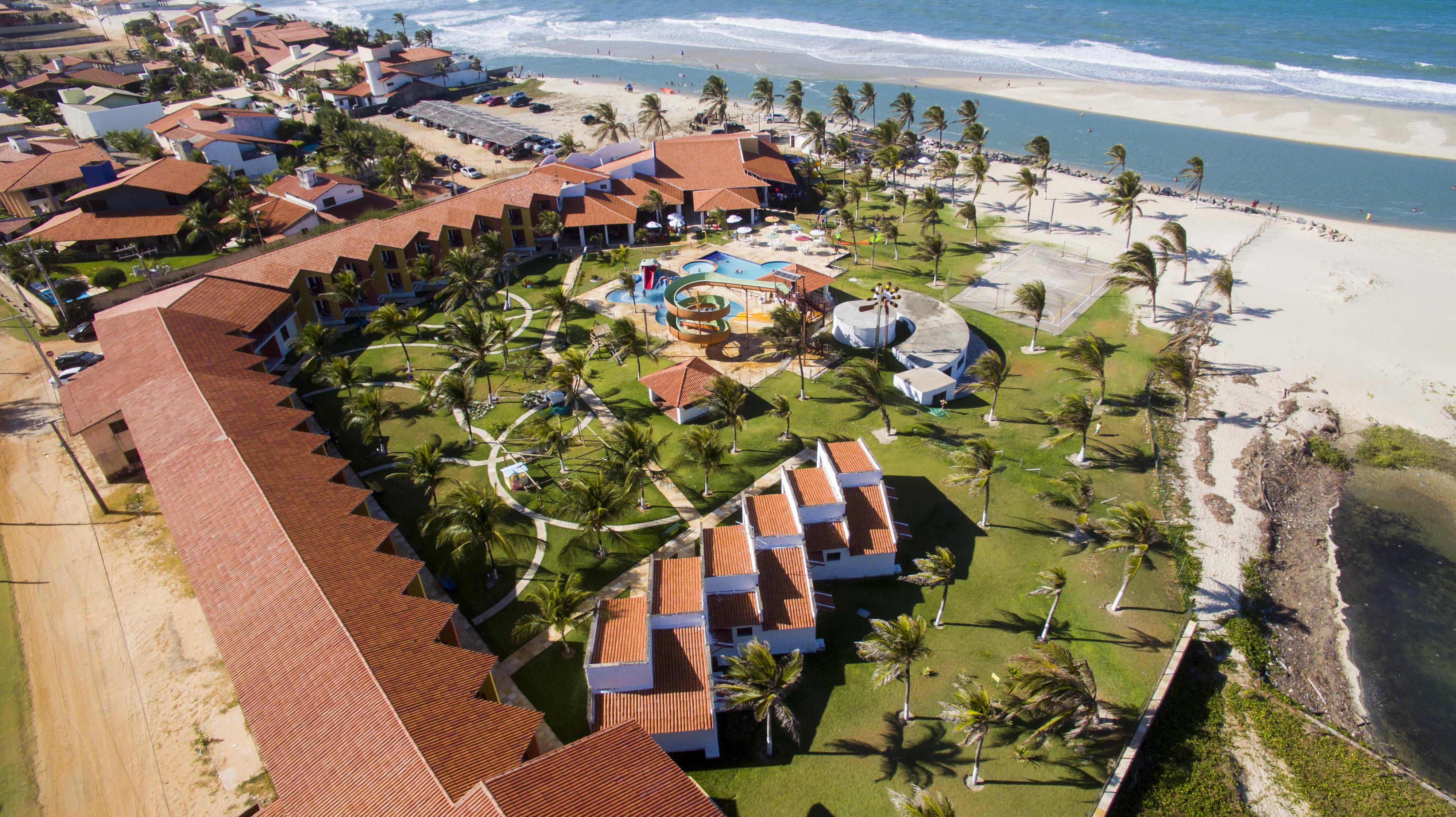 Jangadeiro Praia Hotel Resort - Parque Aquatico E Pe Na Areia Aquiraz Exterior photo
